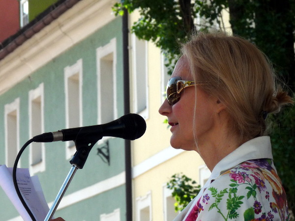 Isel Wassertexte auf dem Lienzer Hauptplatz