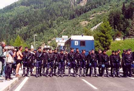 Absperrung am Mont-Blanc-Tunnel